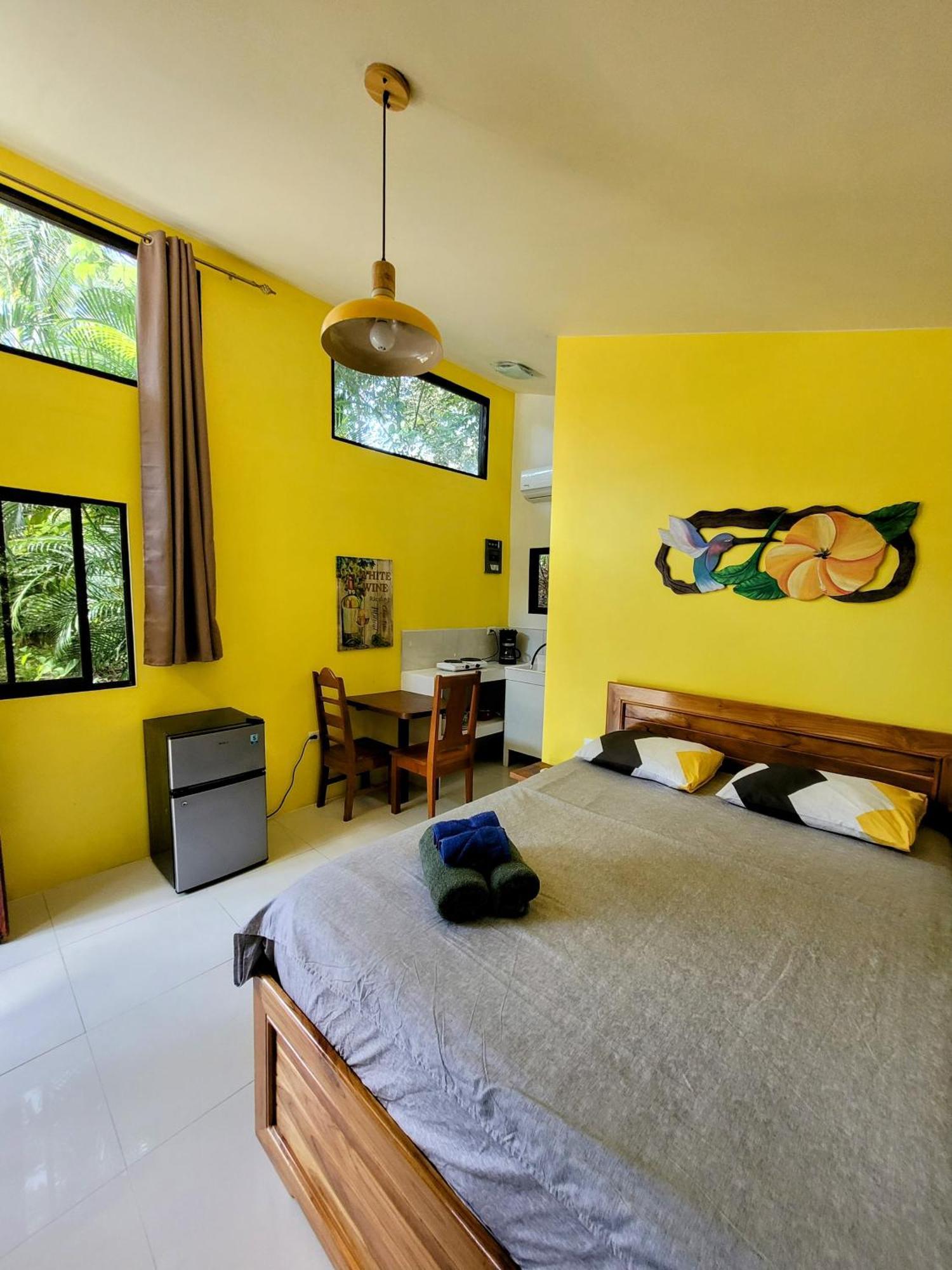Villa Martina Palmgarden Sámara 外观 照片