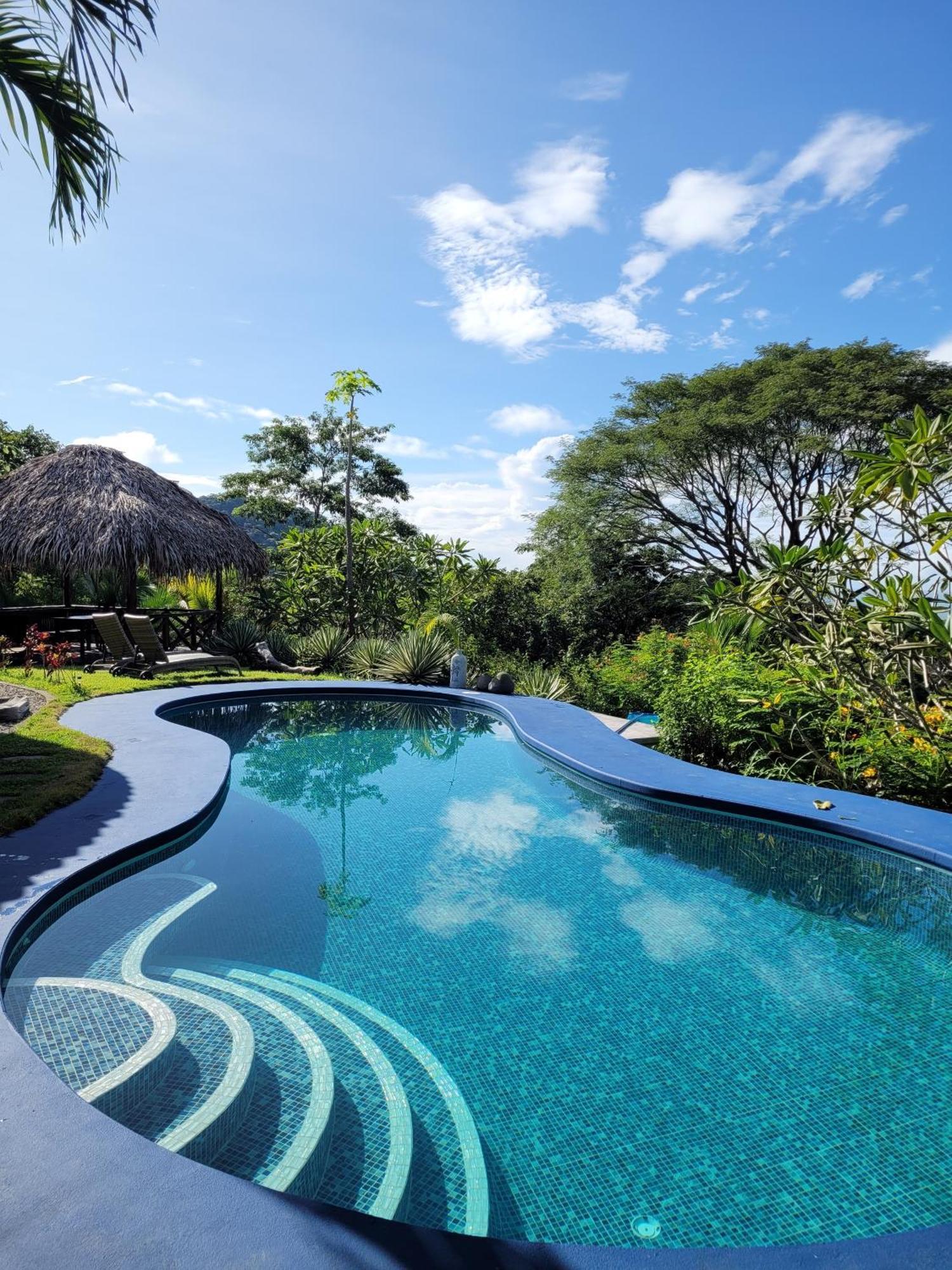 Villa Martina Palmgarden Sámara 外观 照片
